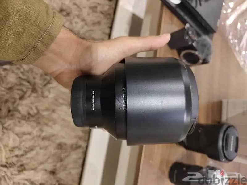 Sony ZV - E10 + Tamron 28-75mm + Rokinon 85mm 3