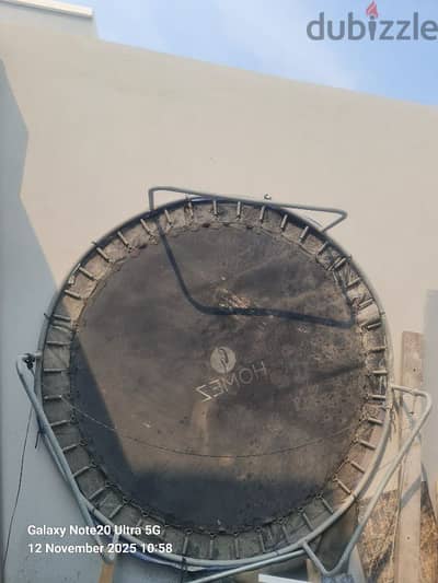 huge trampoline in perfect condition