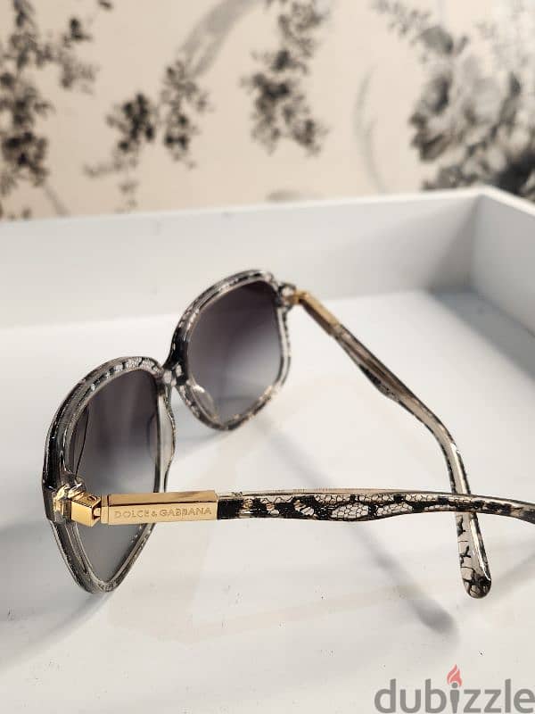 Sunglass original used clean 30bd 9