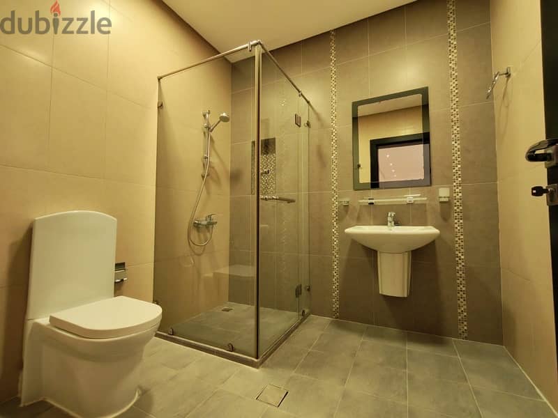 Direct from owner - Renewed and spacious 3BR + maid room 8