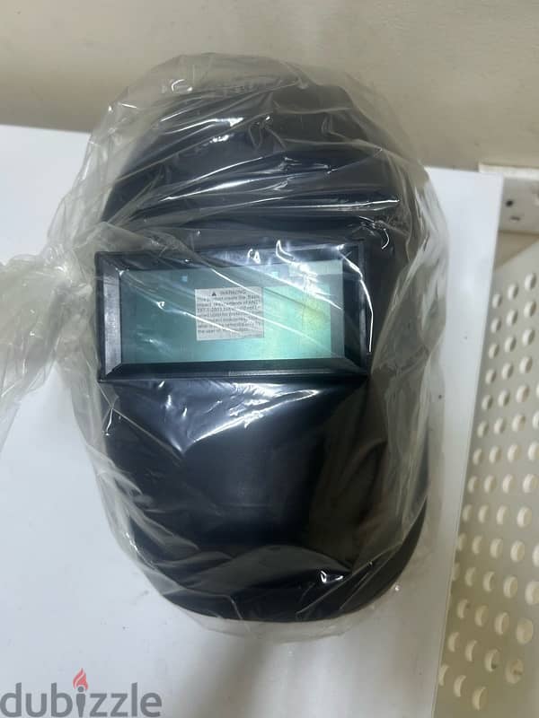 sellstrom welding helmet with Welding Gauntlet Gloves 1