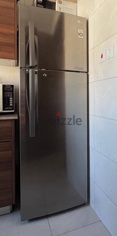 Home appliances & Furniture in very good condition for sale. 2