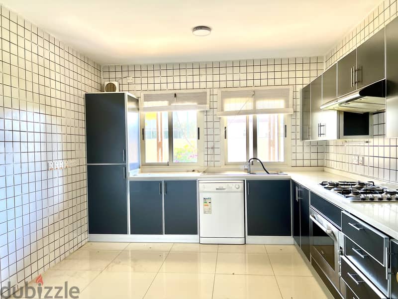 4BR Villa | Saar | Semi-Furnished | Compound | Private Garden 5