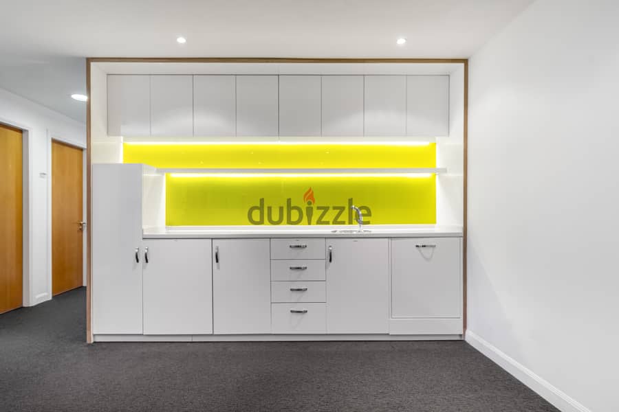 Coworking | Private offices from 1 to 15 desks 8