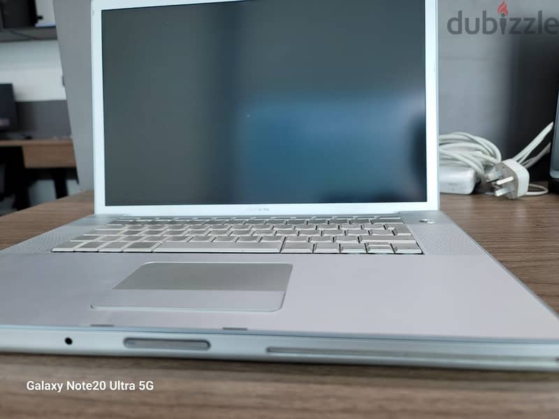 Apple Macbook Laptop Power Issue 1