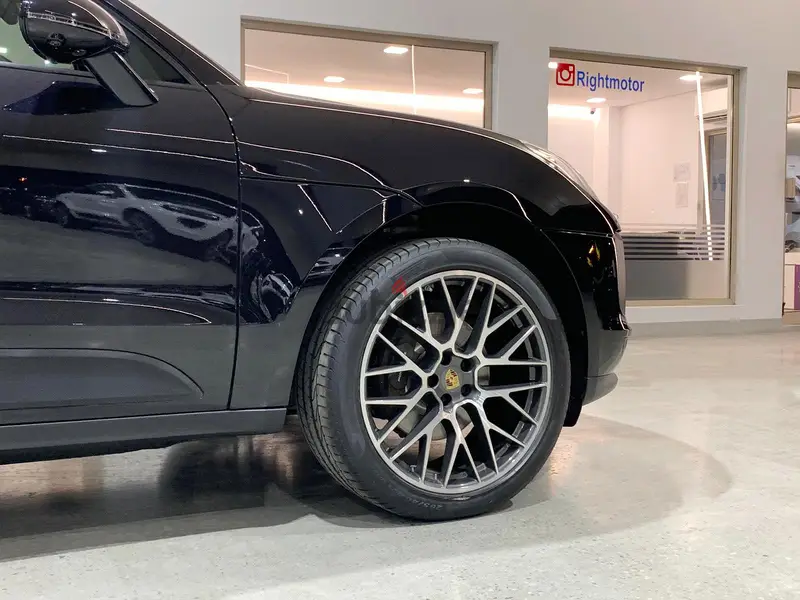 Porsche Macan64841477161987126