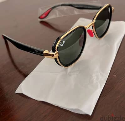 Rayban x Ferrari Sunglasse