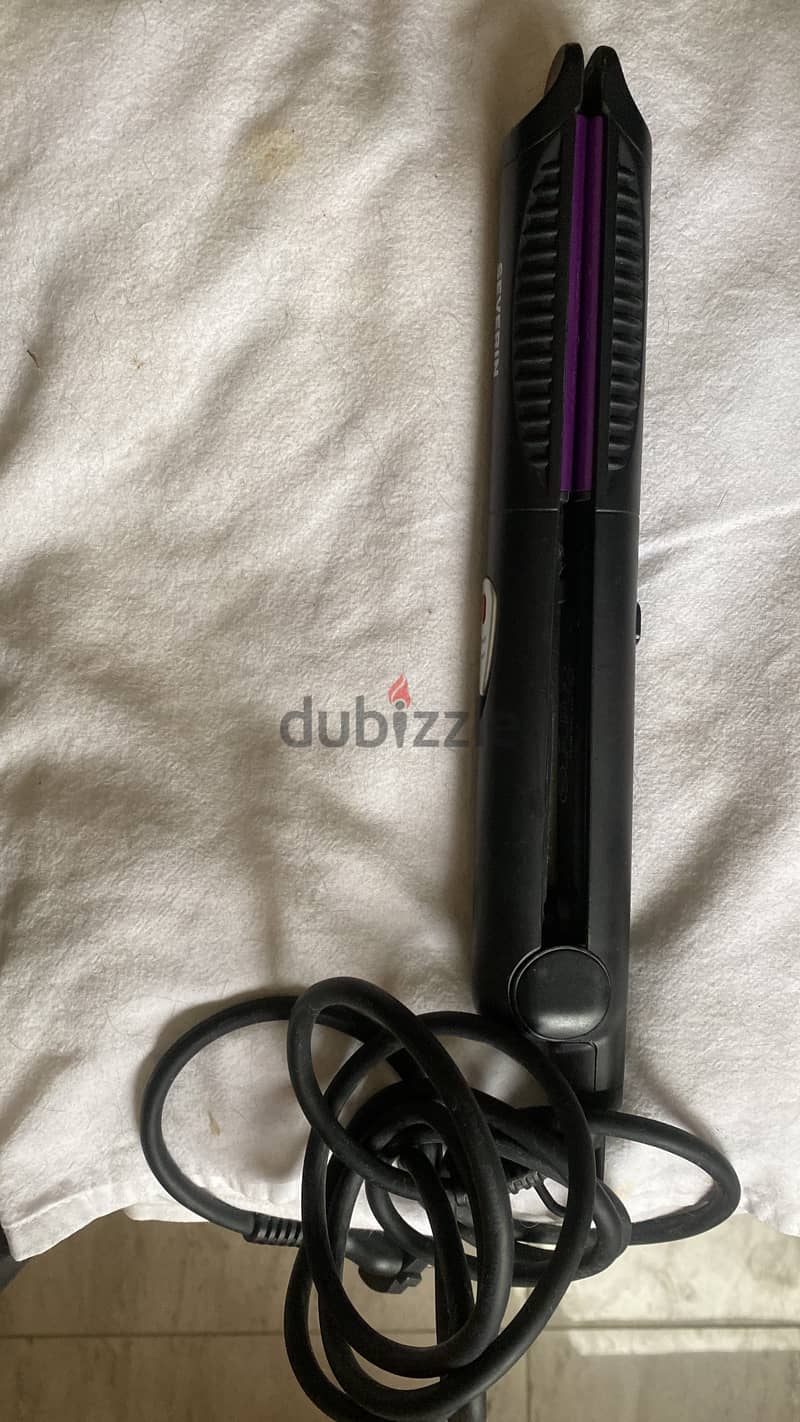 Brand Severin hair straightener 3