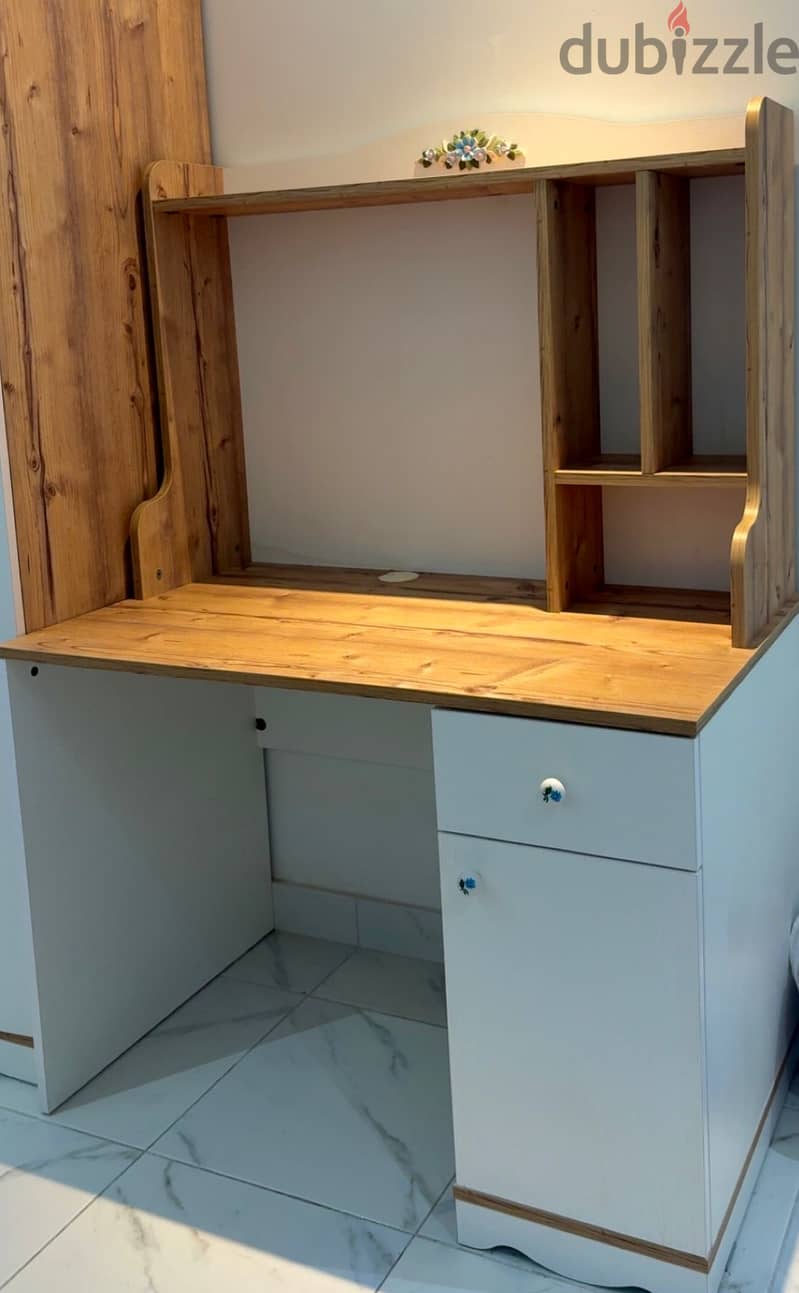 Bed 120/200 , study table, dresser with 3 drawers and mirror 1