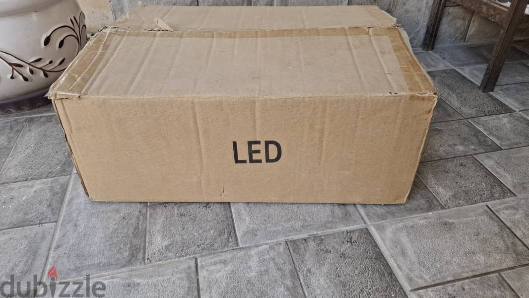 Brand new LED light for sale 3
