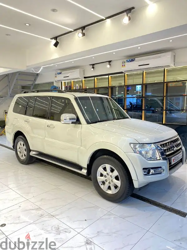 Mitsubishi Pajero 2016
