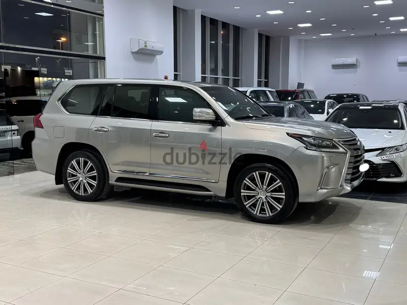 Lexus LX 570 2017 SILVER