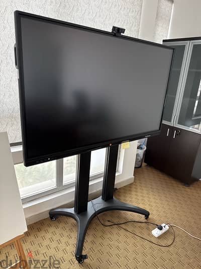 Interactive Touch Screen - سبورة ذكية