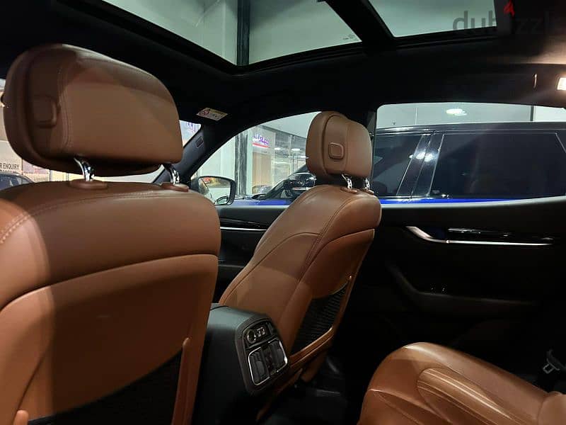 Maserati Levante Q4 2020 (0 Accidents 1 owner) Agent maintained 6