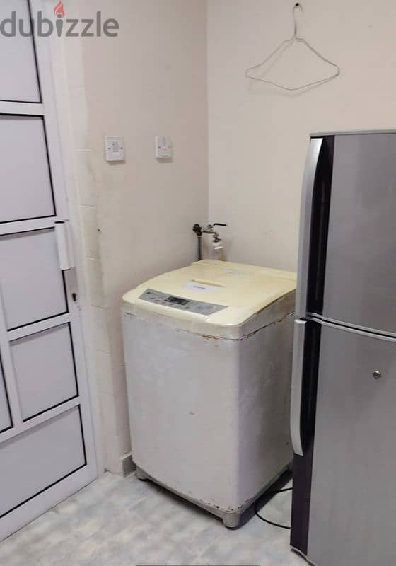 Room for rent: one room, bathroom, and open kitchen in Sanabis, 1