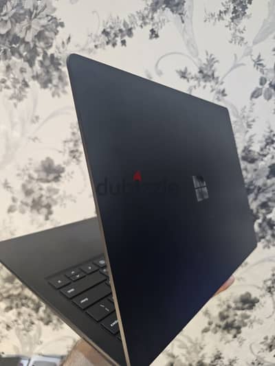 Microsoft Surface Laptop Core i7 10th Gen 16GB 512GB SSD
