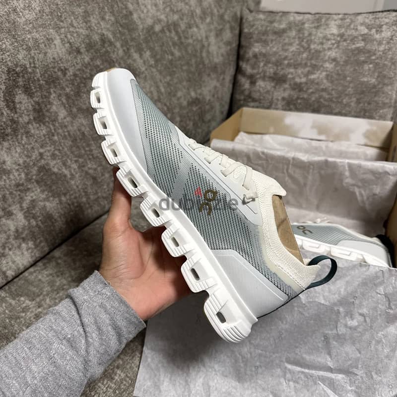 EU 42 - On Running Cloud 6 Versa Trainers SPIRULINA ICE [GENUINE] 1