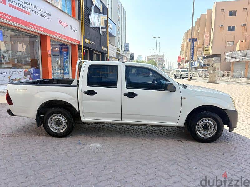 ISUZU D-MAX DIESEL 2012 4