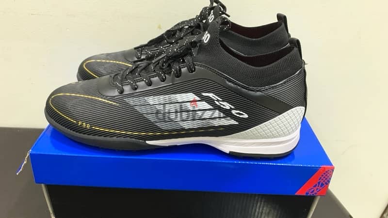 football shoes 42 size 1