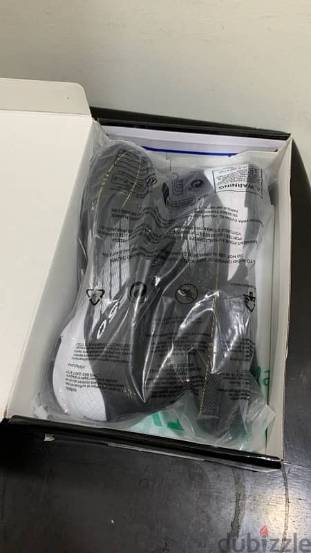 football shoes 42 size 6