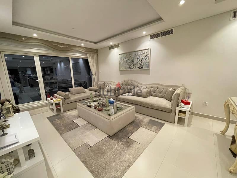 Luxury lagoon-front living with breathtaking sunset views in Amwaj 4