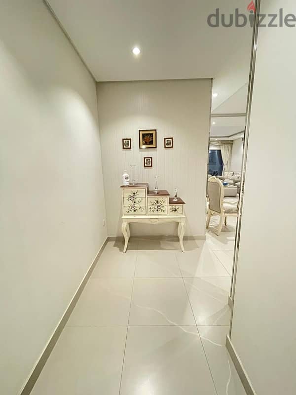 Luxury lagoon-front living with breathtaking sunset views in Amwaj 5