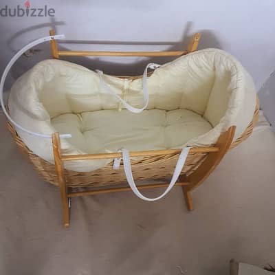 Call (36216143) Baby Rocker Crib Bed in Perfect condition 5BD Only