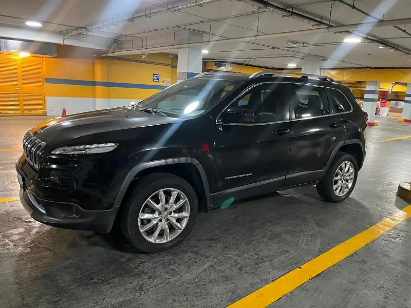 Jeep Cherokee 201565125431052931121
