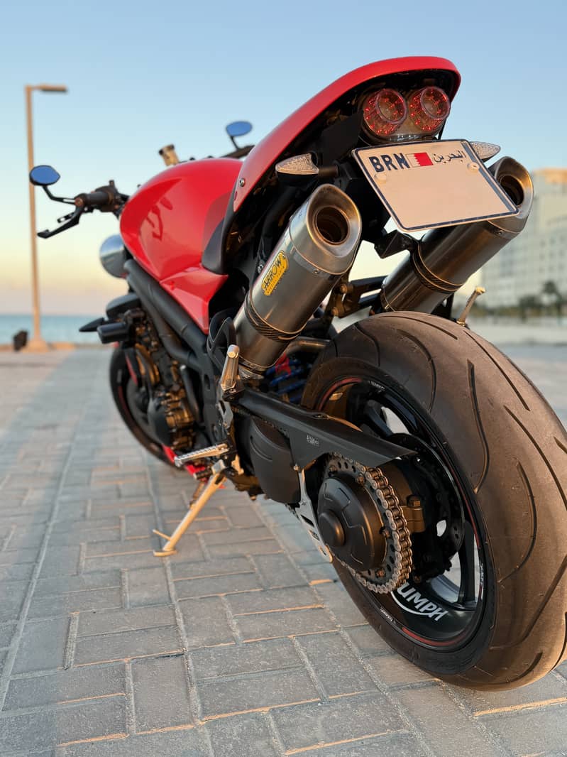 For Sale: Triumph Speed Triple 1050 (2009) 6