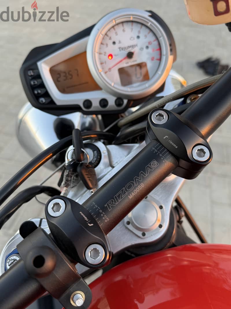 For Sale: Triumph Speed Triple 1050 (2009) 15