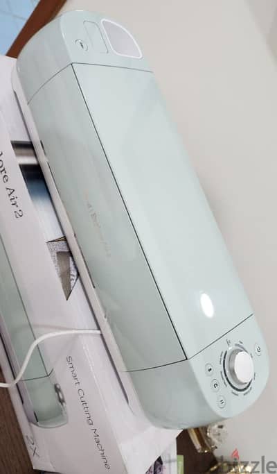 CRICUT EXPLORE AIR 2 and CRICUT Easypress Mini
