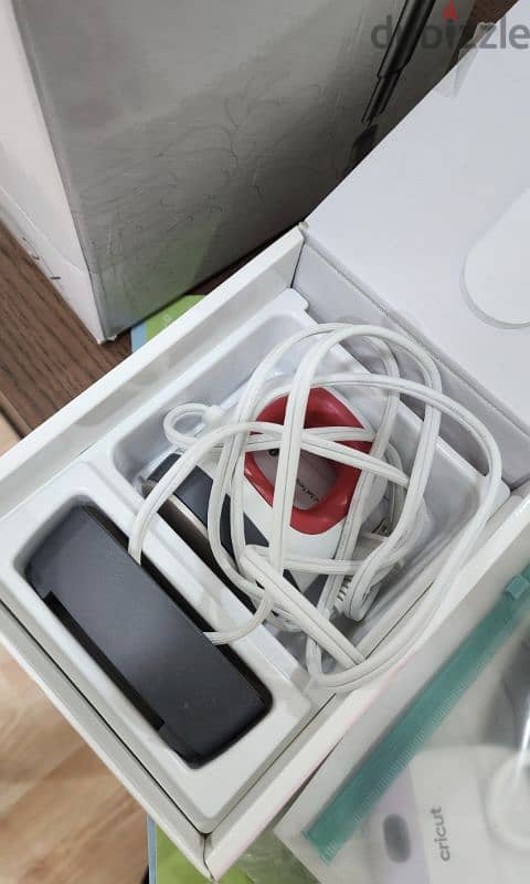 CRICUT EXPLORE AIR 2 and CRICUT Easypress Mini 4