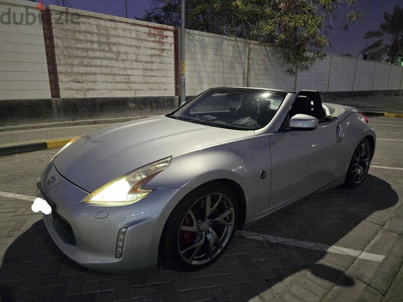 Nissan 370Z Convertible - Negotiable Price 1