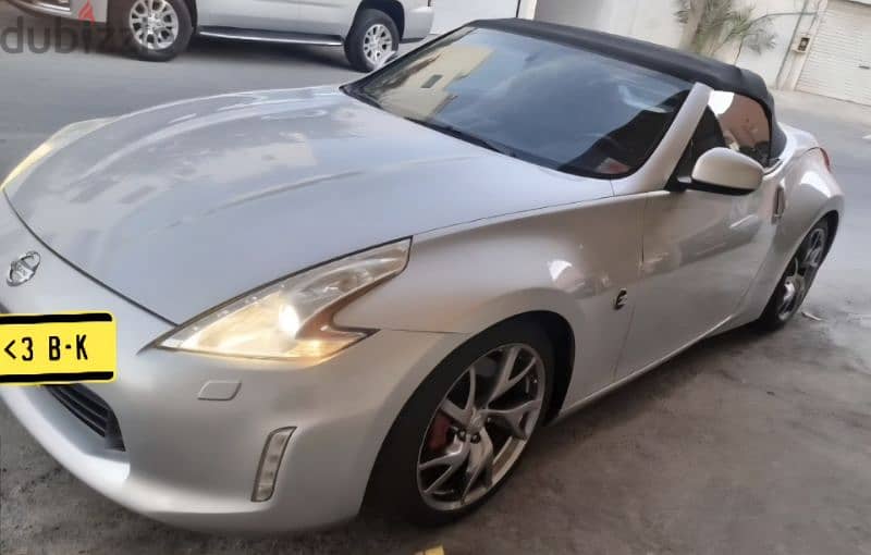 Nissan 370Z Convertible - Negotiable Price 8
