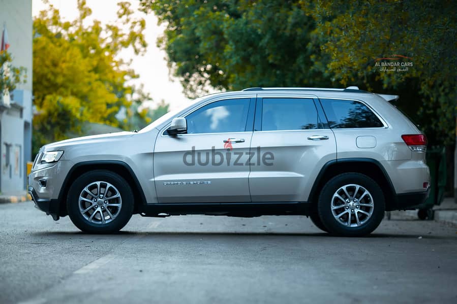 Jeep Grand Cherokee 2015 Gold  3.6L V6 4WD  Discounted  Bahrain Spec 6