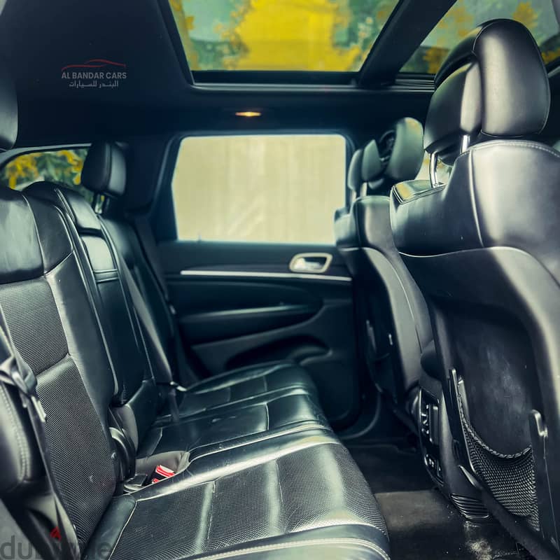 Jeep Grand Cherokee 2015 Gold  3.6L V6 4WD  Discounted  Bahrain Spec 12