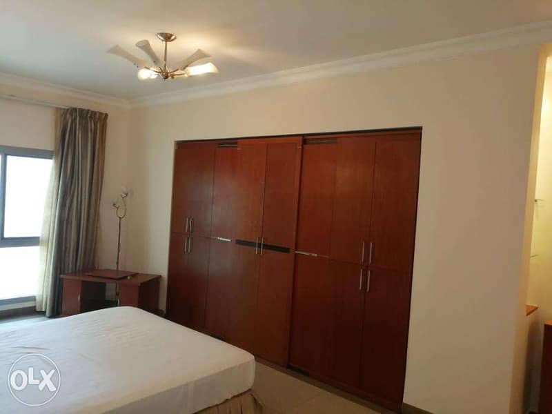 All inclusive+balcony+housekeeping+near grand mosque+calm location 7