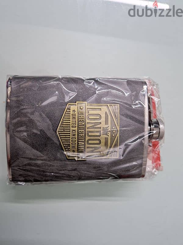 brand new unused hip flask 8bd from london 1