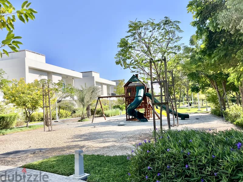 4BR Villa | Hamala, Near British School | Private Pool & Garden 16