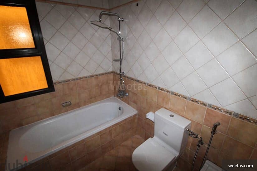 Modern 2 Bed Pool Gym Balcony Burhama 5