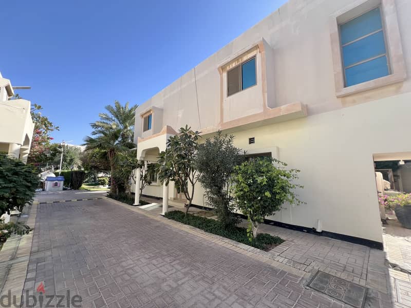 3BR Villa | Saar, Northern Governorate | Semi-Furnished | EWA Inclusiv 12
