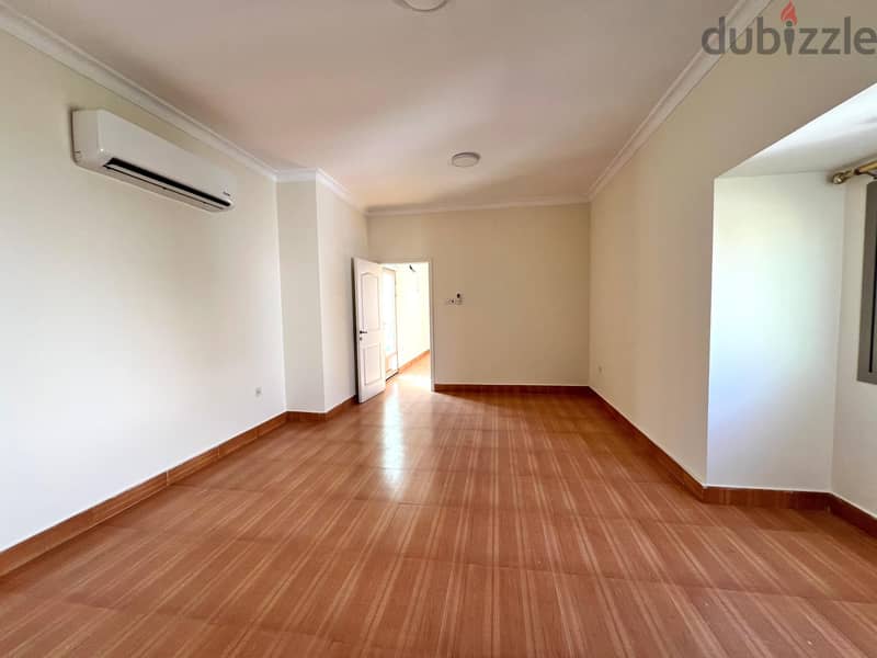 3BR Villa | Saar, Northern Governorate | Semi-Furnished | EWA Inclusiv 4