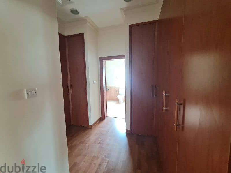 private villa 10