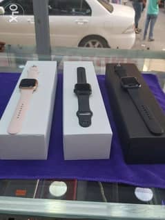 Apple watch series 5 like new condition few days use 0