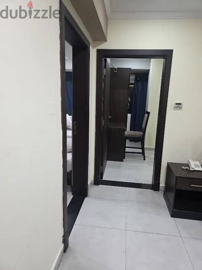 Need room partner in 2 BHK hoora Exhibition Road 32233125