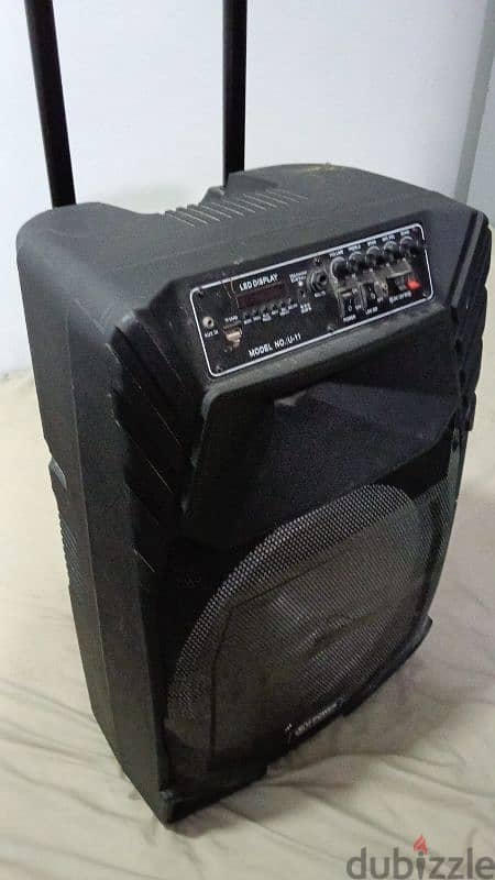 u power active speaker 4
