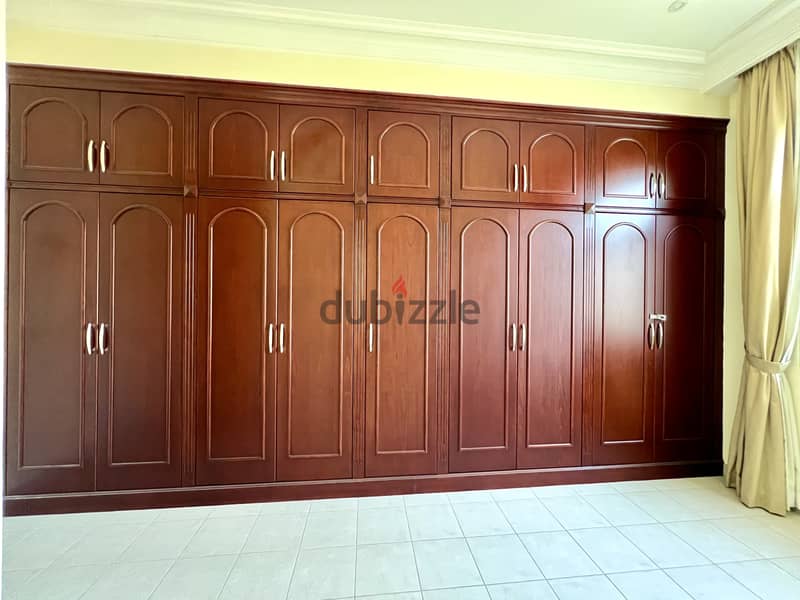 5BR Villa | Saar | En‑Suite Maid & Driver Rooms 12