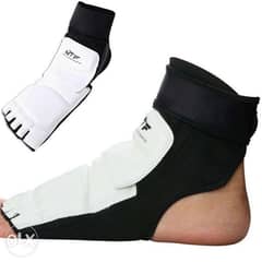 WT White Gloves and Foot Protector 0