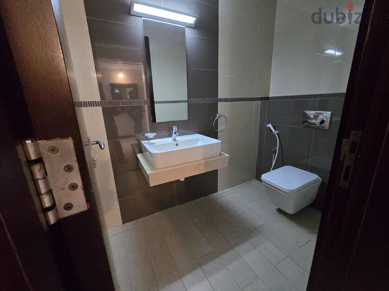 4+Maidroom Fully furnished with Balcony 14