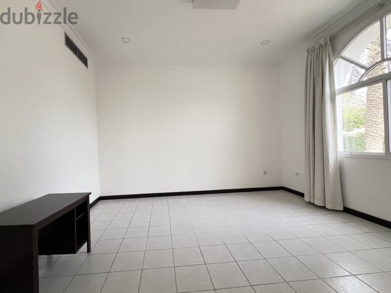 4BR Villa | Barbar | Private Garden & Pool | Maid Room 5